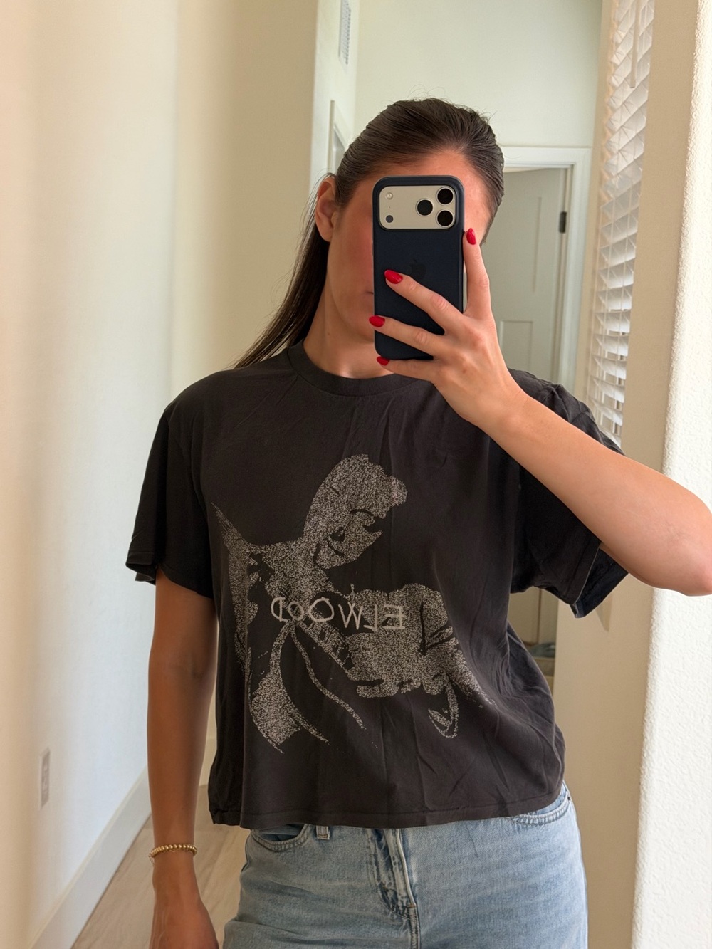 Elwood tee